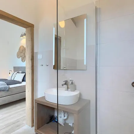 Ohana Holiday home Smoljanci