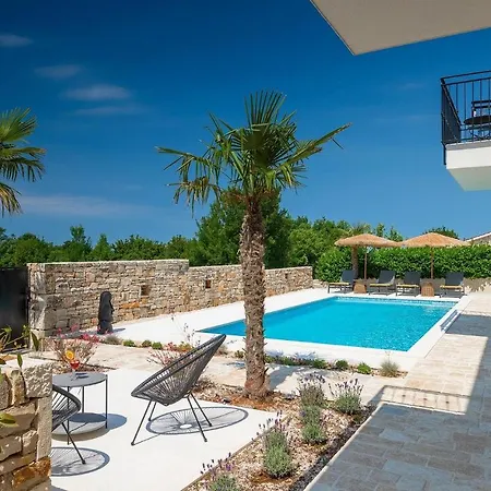 Ohana Holiday home Smoljanci